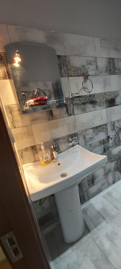 Wine Hostel Tbilisi ภายนอก รูปภาพ