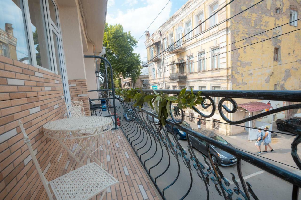 Wine Hostel Tbilisi ภายนอก รูปภาพ